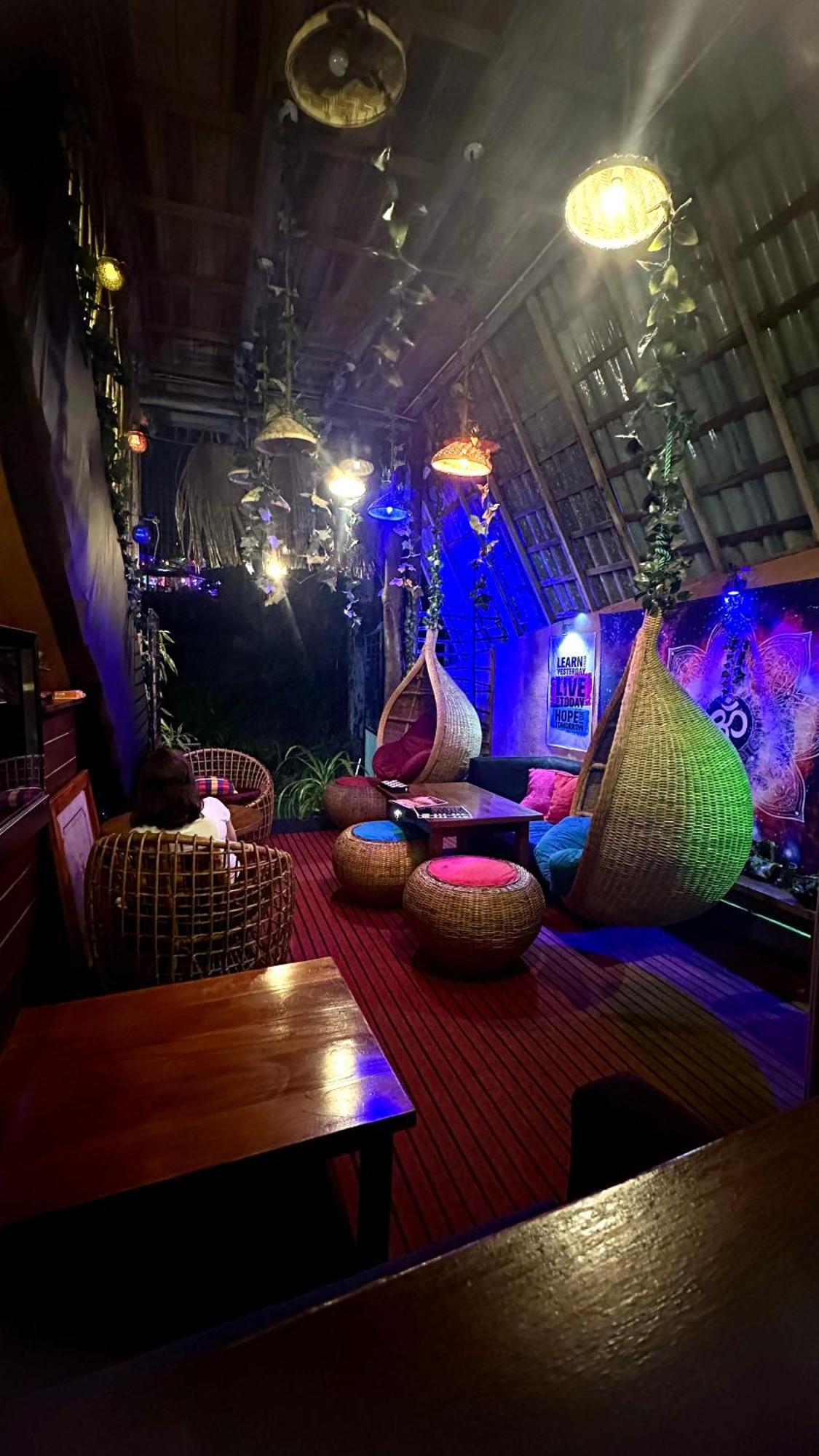 A Lounge Hostel And Cafe Ella Buitenkant foto